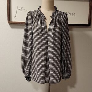 Max Studio Black and White Puff Sleeve Blouse, NWT